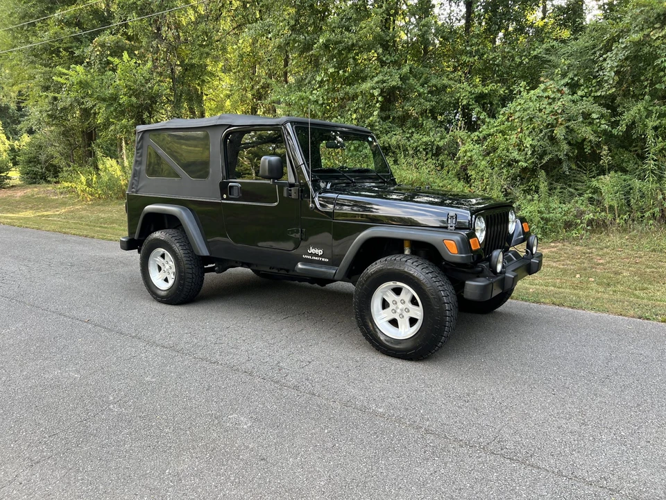 2006 Jeep TJ Wrangler - Image 17 of 31
