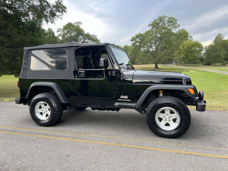 2006 Jeep TJ Wrangler - Image 15 of 31
