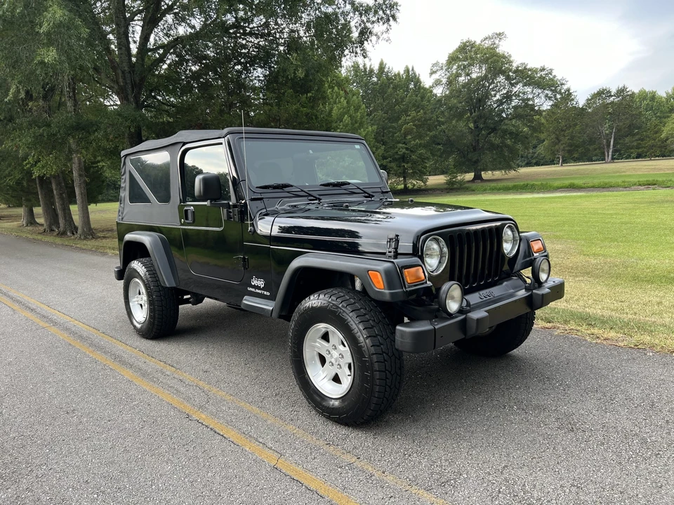 2006 Jeep TJ Wrangler - Image 9 of 31