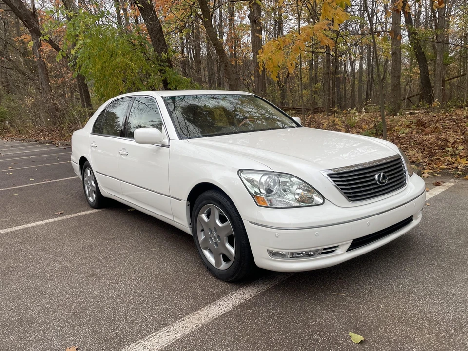 2006 Lexus LS 3rd Gen - Image 6 of 31