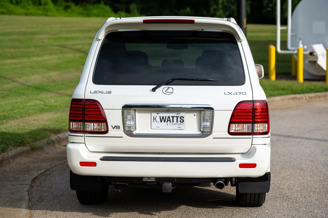 2006 Lexus LX 2nd Gen - Image 17 of 31
