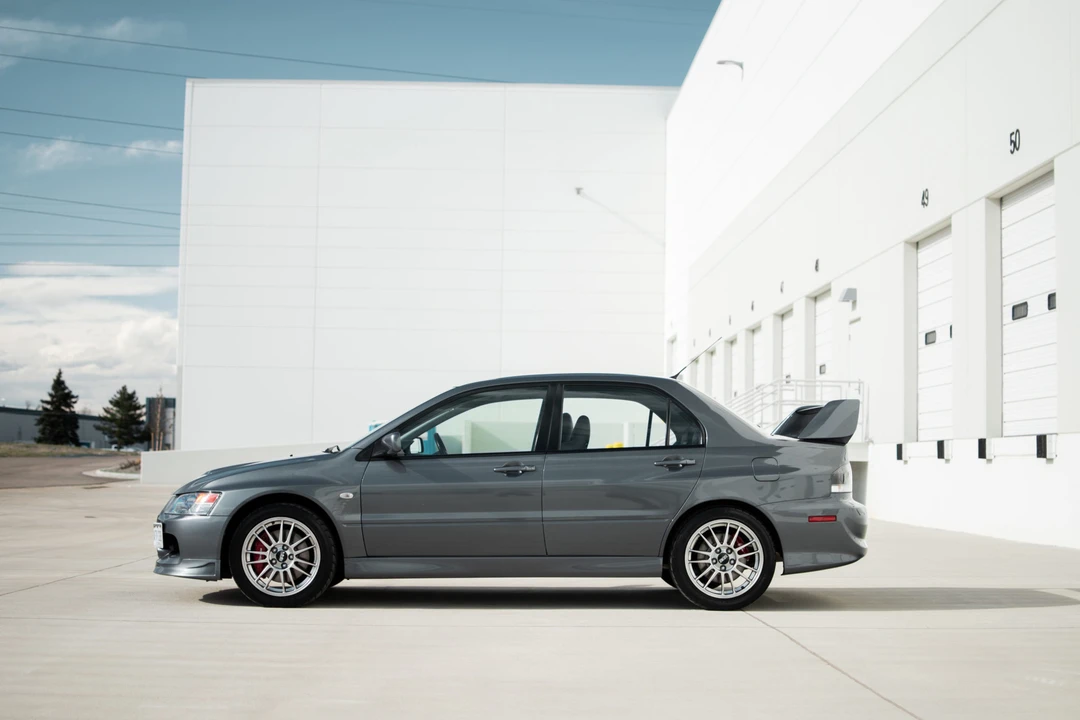 2006 Mitsubishi Lancer Evolution IX 8th Gen - Image 13 of 31