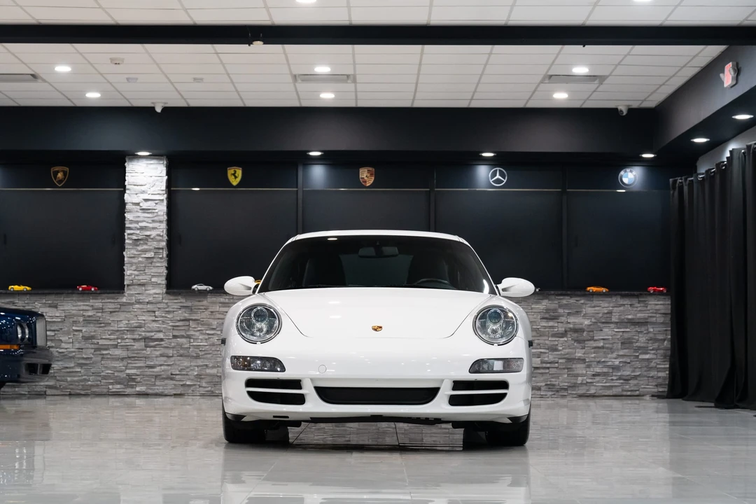 2006 Porsche 997 Carrera 4 - Image 13 of 31
