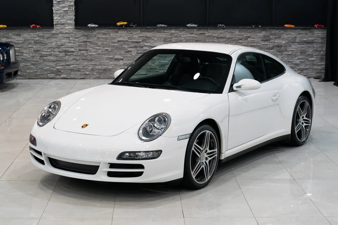 2006 Porsche 997 Carrera 4 - Image 9 of 31