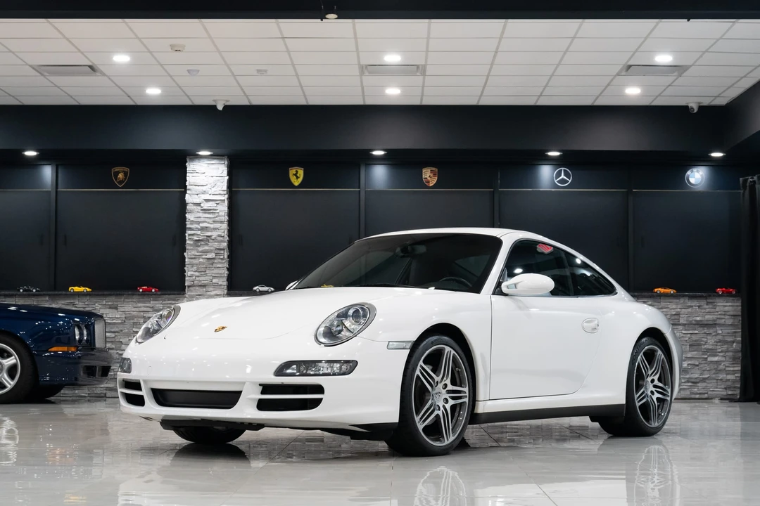2006 Porsche 997 Carrera 4 - Image 11 of 31