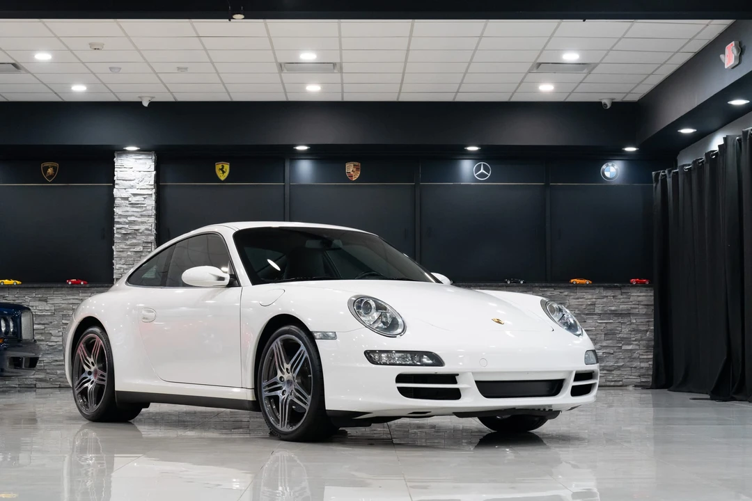 2006 Porsche 997 Carrera 4 - Image 25 of 31