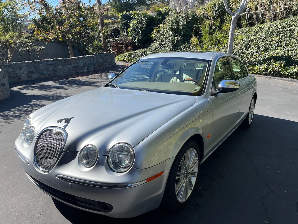2007 Jaguar S-Type 2nd Gen - Image 2 of 31