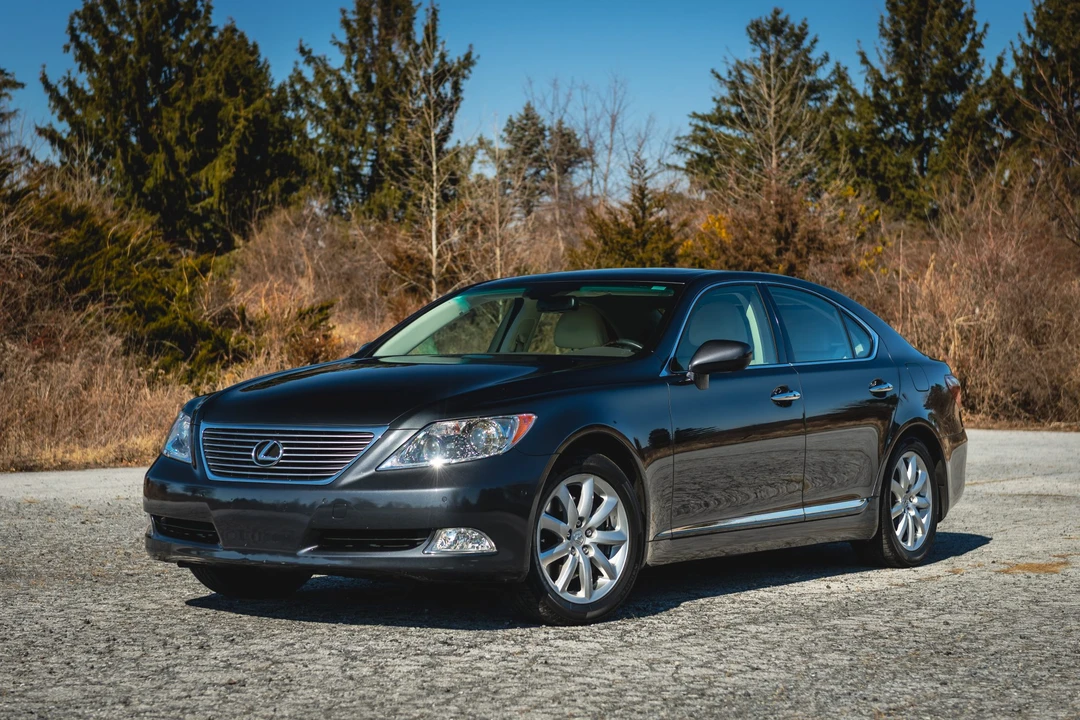 2007 Lexus LS 4th Gen - Image 4 of 31