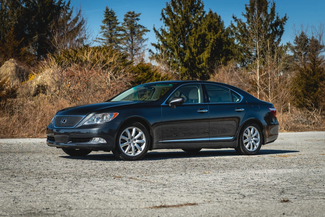 2007 Lexus LS 4th Gen - Image 14 of 31