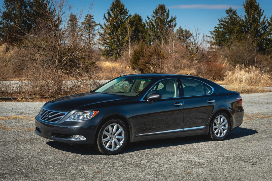 2007 Lexus LS 4th Gen - Image 11 of 31