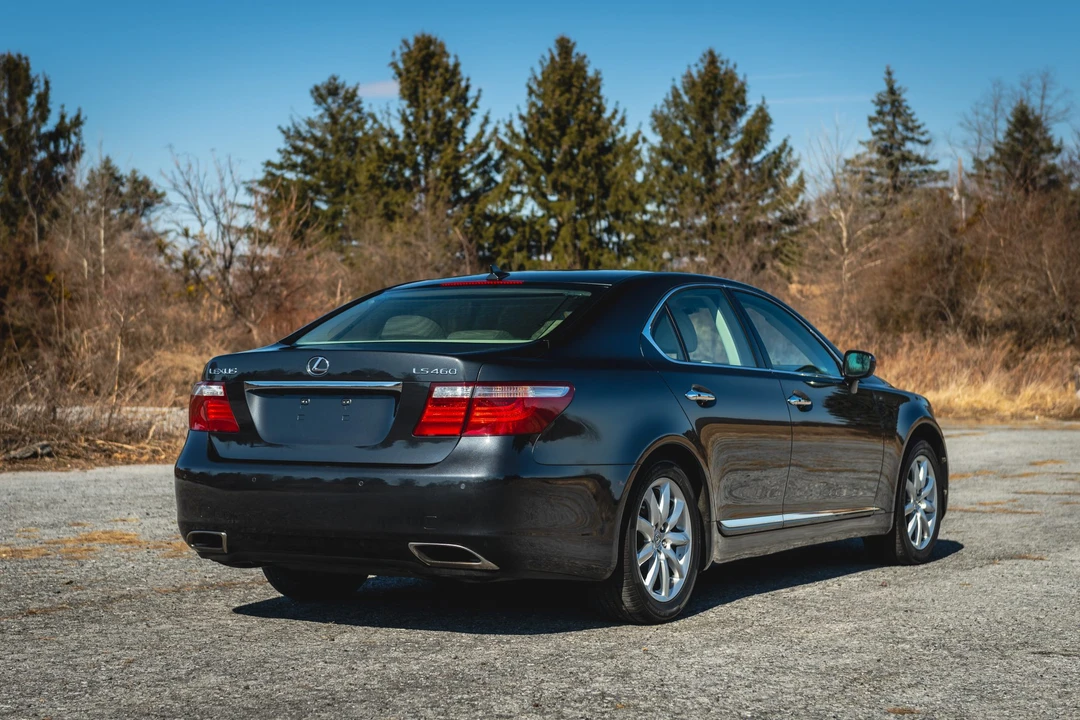 2007 Lexus LS 4th Gen - Image 29 of 31
