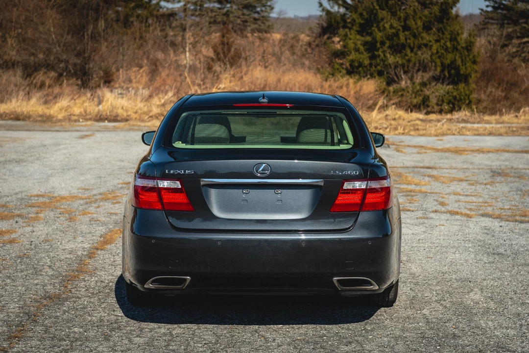 2007 Lexus LS 4th Gen - Image 26 of 31