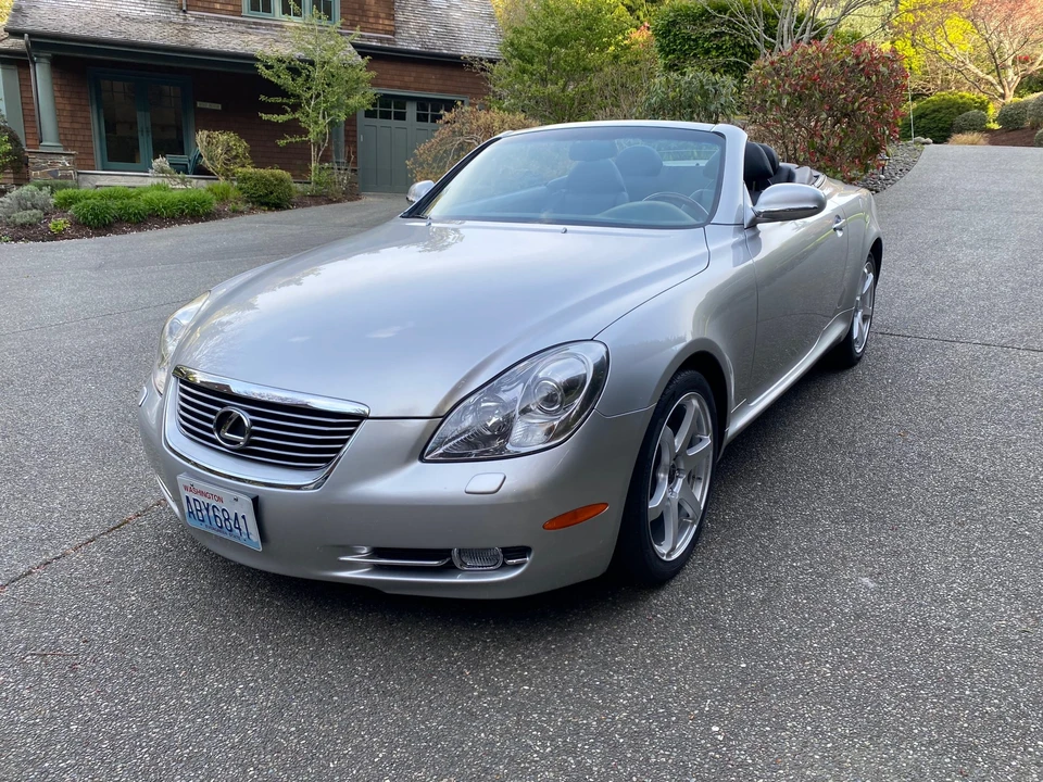2007 Lexus SC430 - Image 2 of 31