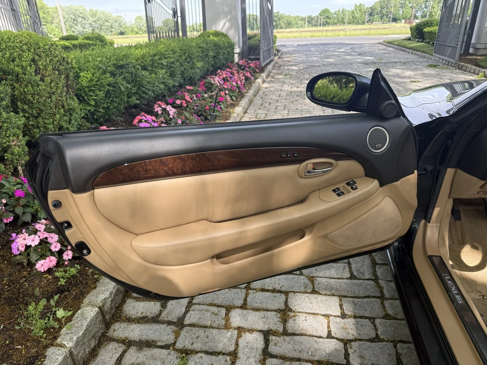 2007 Lexus SC430 - Image 23 of 31