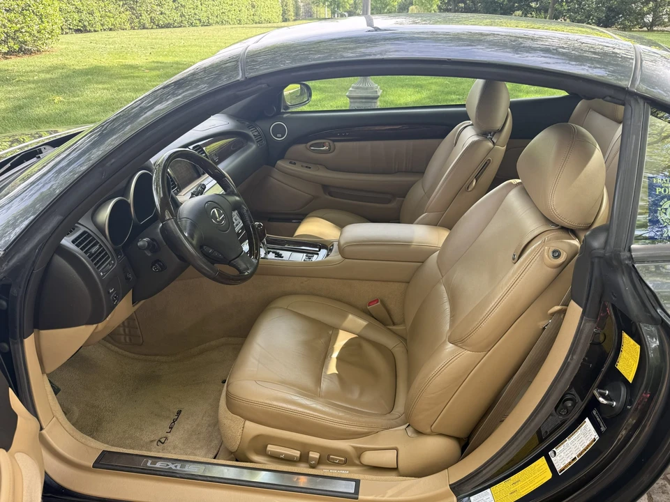 2007 Lexus SC430 - Image 24 of 31