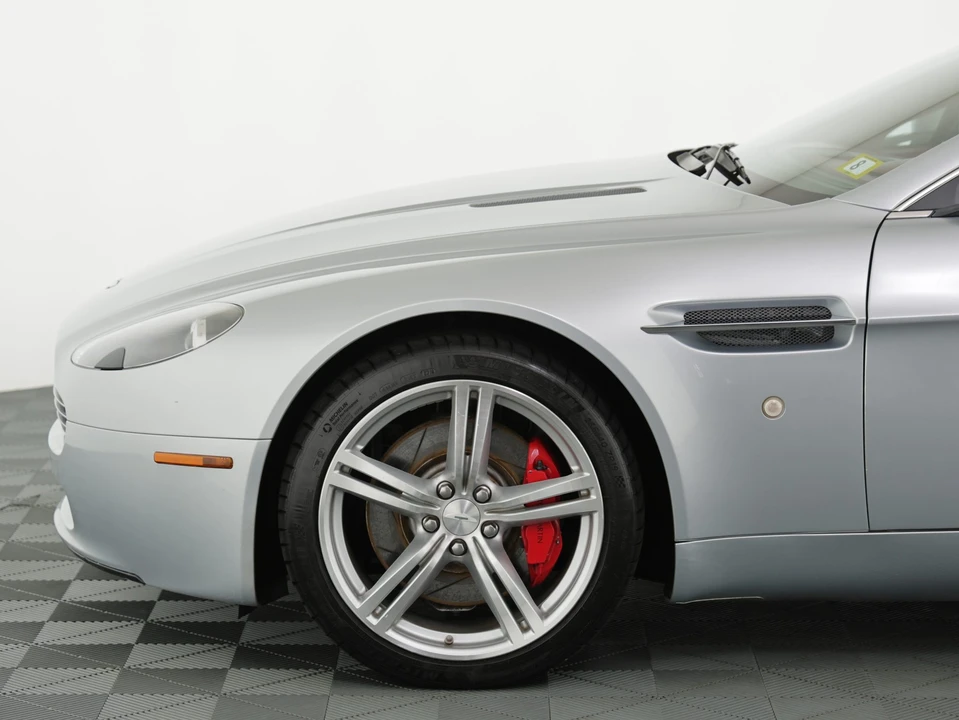 2008 Aston Martin V8 Vantage (2006-2017) - Image 30 of 31