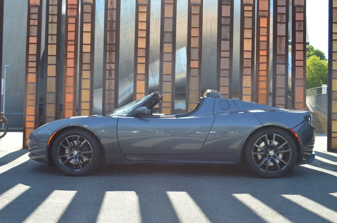 2008 Tesla Roadster - Image 10 of 31