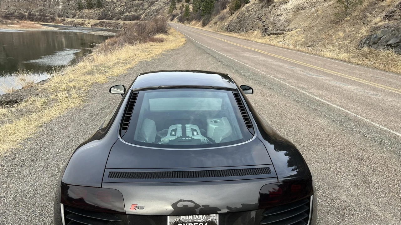 2010 Audi 42 R8 - Image 19 of 31