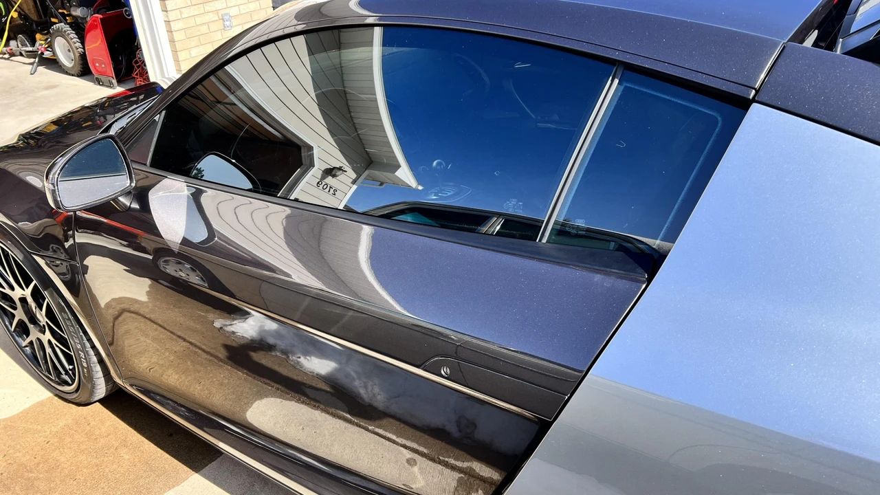 2010 Audi 42 R8 - Image 27 of 31
