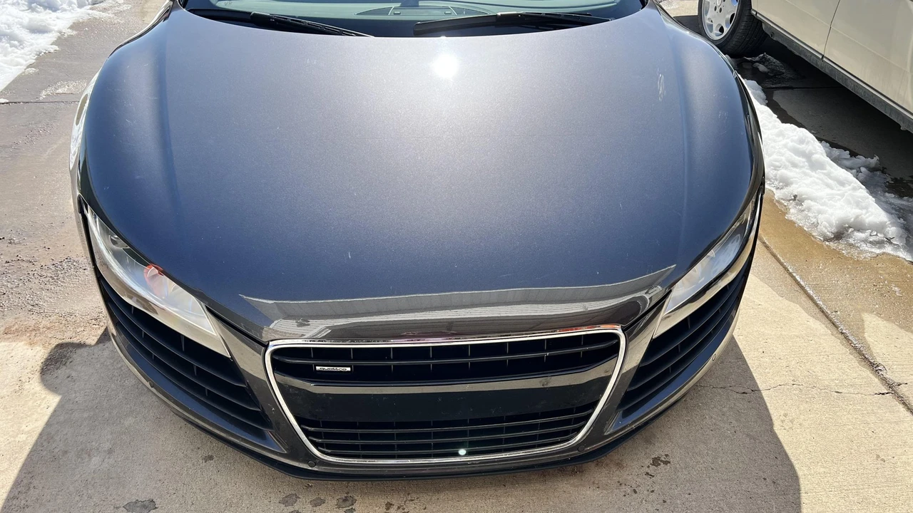 2010 Audi 42 R8 - Image 24 of 31