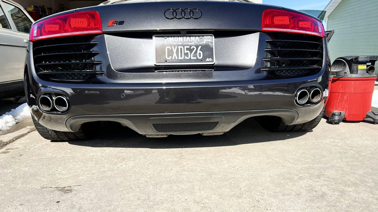 2010 Audi 42 R8 - Image 30 of 31