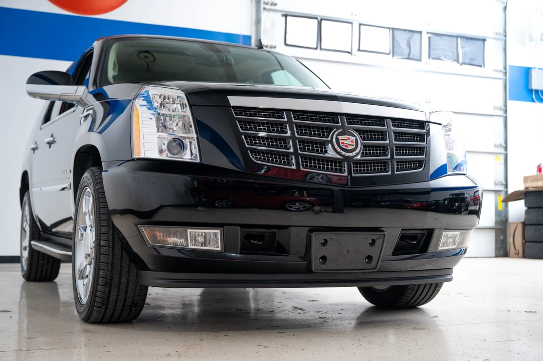 2010 Cadillac Escalade & EXT 3rd Gen - Image 16 of 31