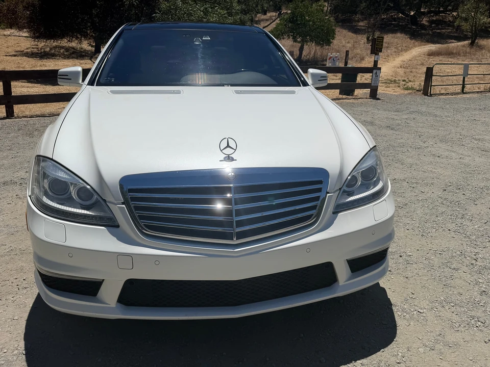 2010 Mercedes-Benz W221 S 63 & S 65 AMG - Image 20 of 31