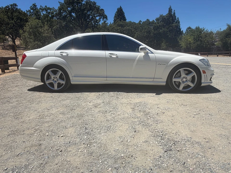 2010 Mercedes-Benz W221 S 63 & S 65 AMG - Image 29 of 31