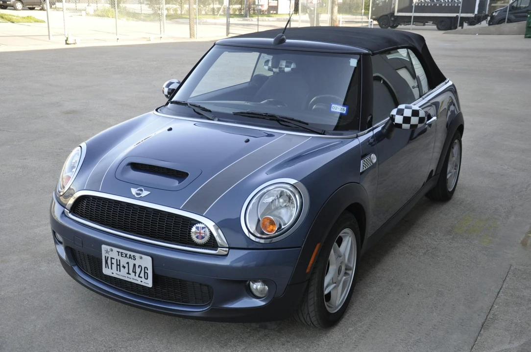 2010 Mini Mini 2nd Gen - Image 3 of 31