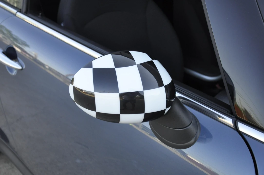 2010 Mini Mini 2nd Gen - Image 25 of 31
