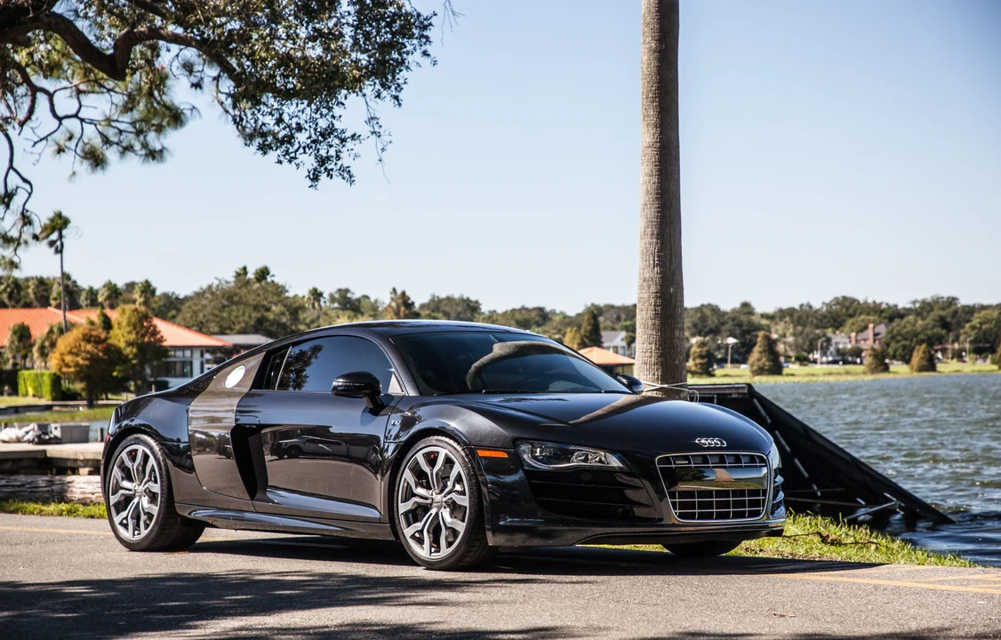 2011 Audi 42 R8 - Image 2 of 31