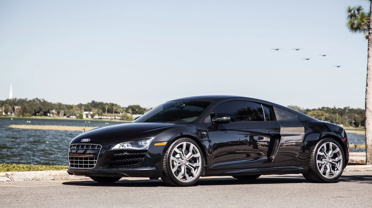 2011 Audi 42 R8 - Image 16 of 31