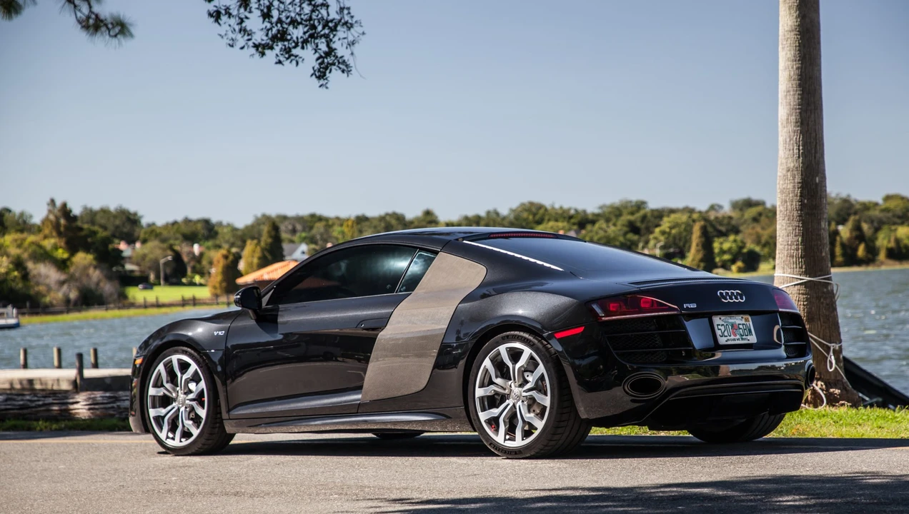 2011 Audi 42 R8 - Image 22 of 31