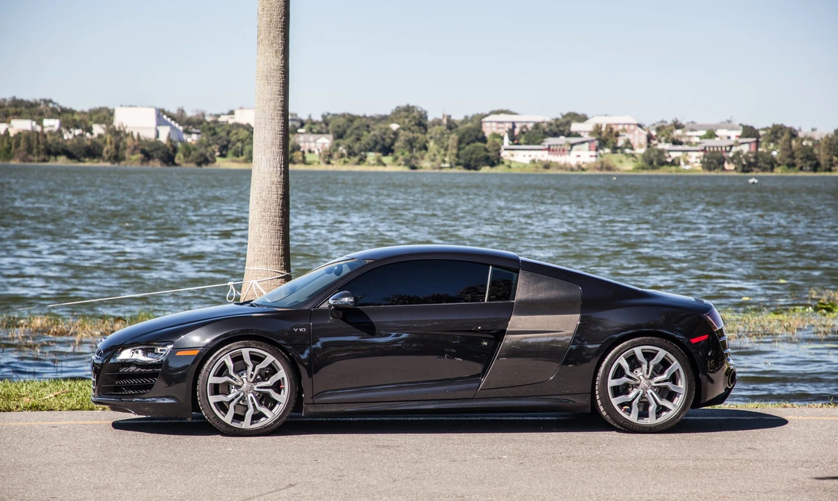 2011 Audi 42 R8 - Image 19 of 31
