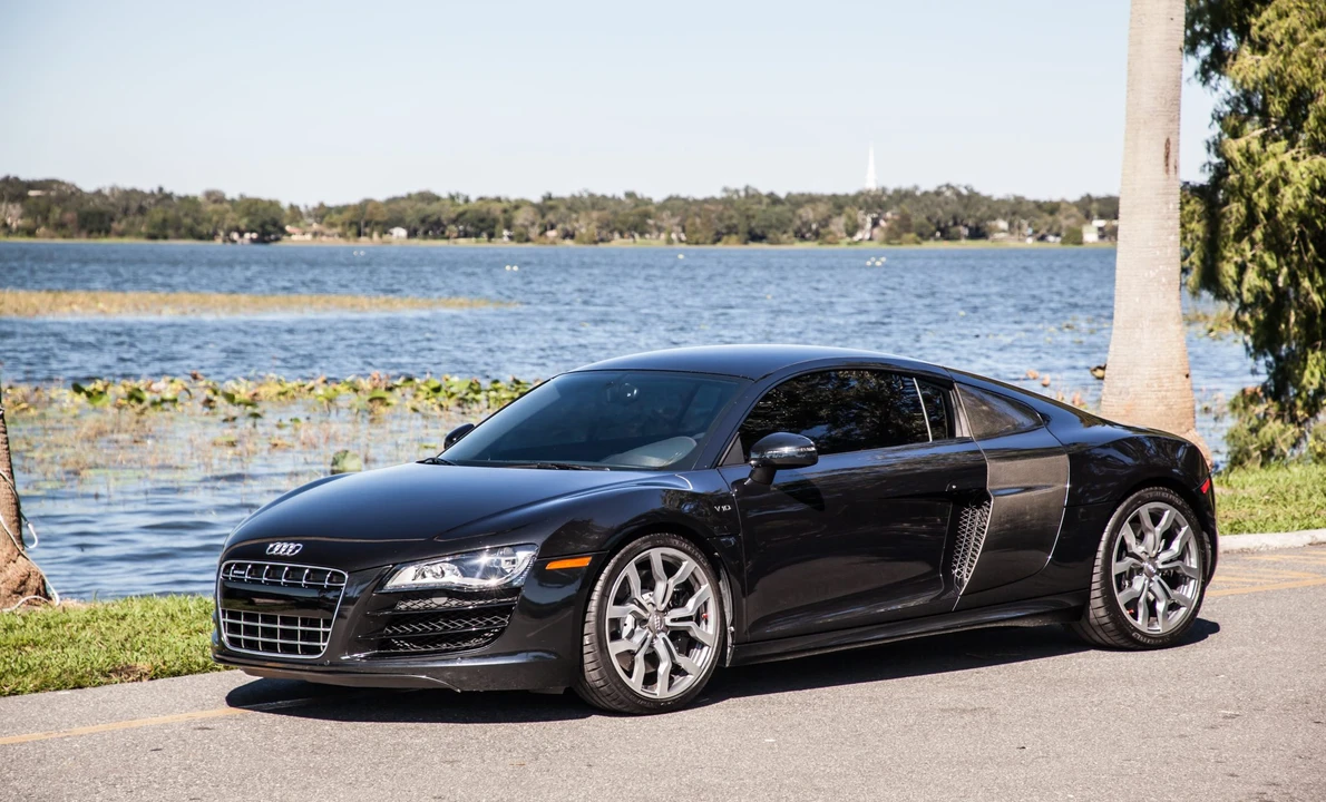 2011 Audi 42 R8 - Image 10 of 31