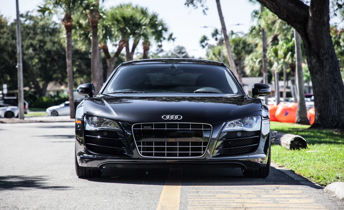 2011 Audi 42 R8 - Image 5 of 31