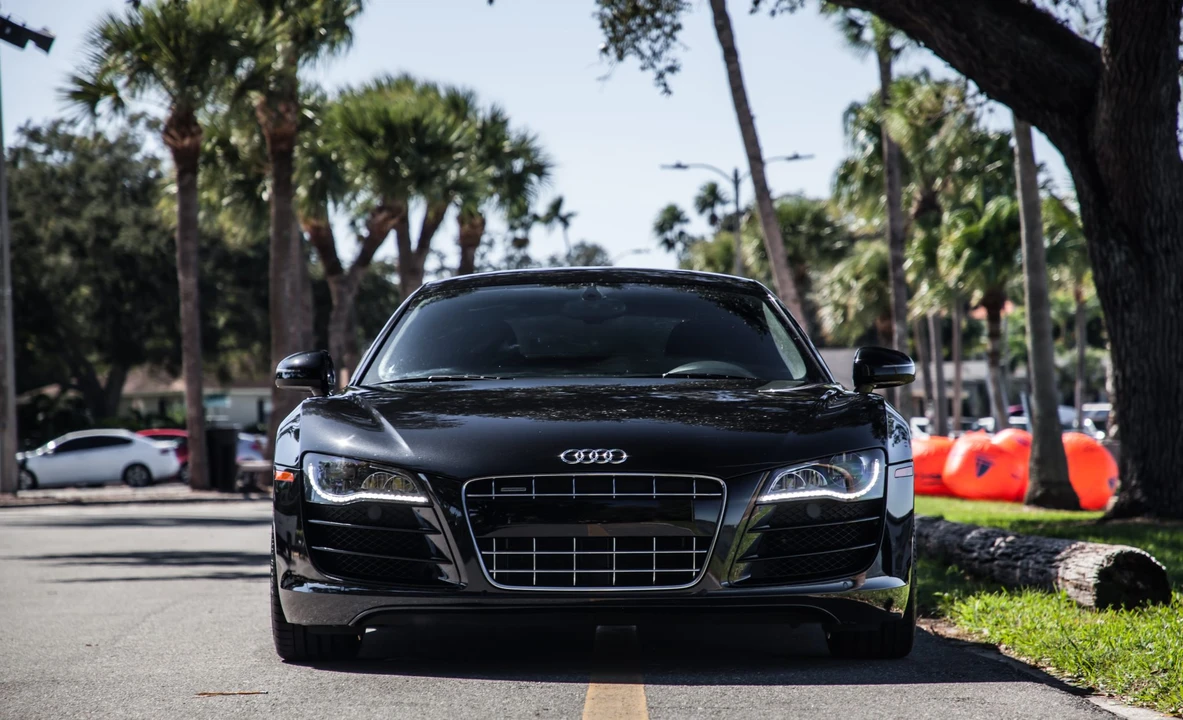 2011 Audi 42 R8 - Image 6 of 31