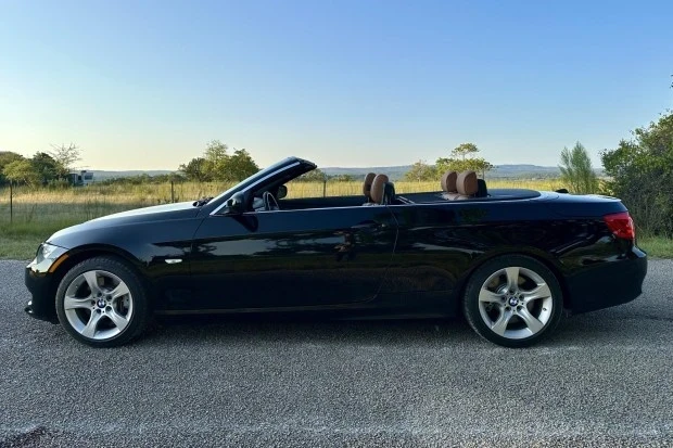 2011 BMW E93 335i Convertible - Image 3 of 7