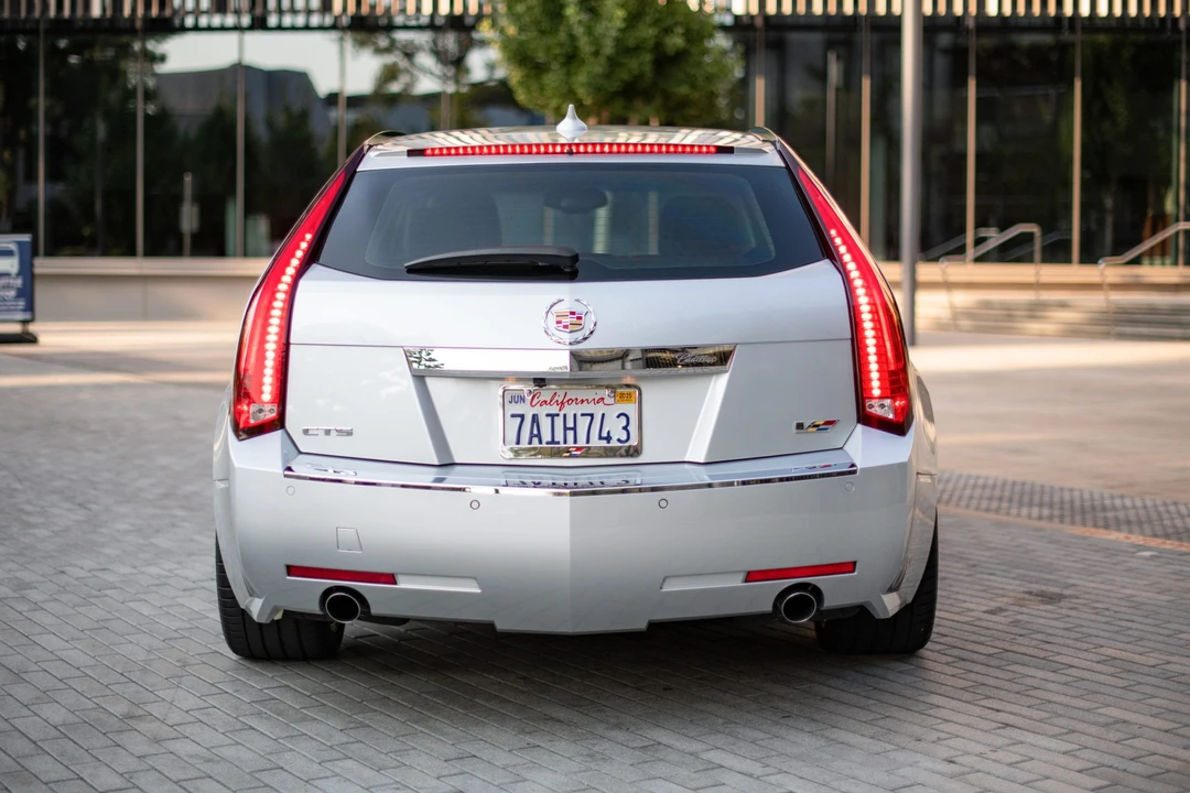 2011 Cadillac CTS-V 2nd Gen - Image 10 of 31