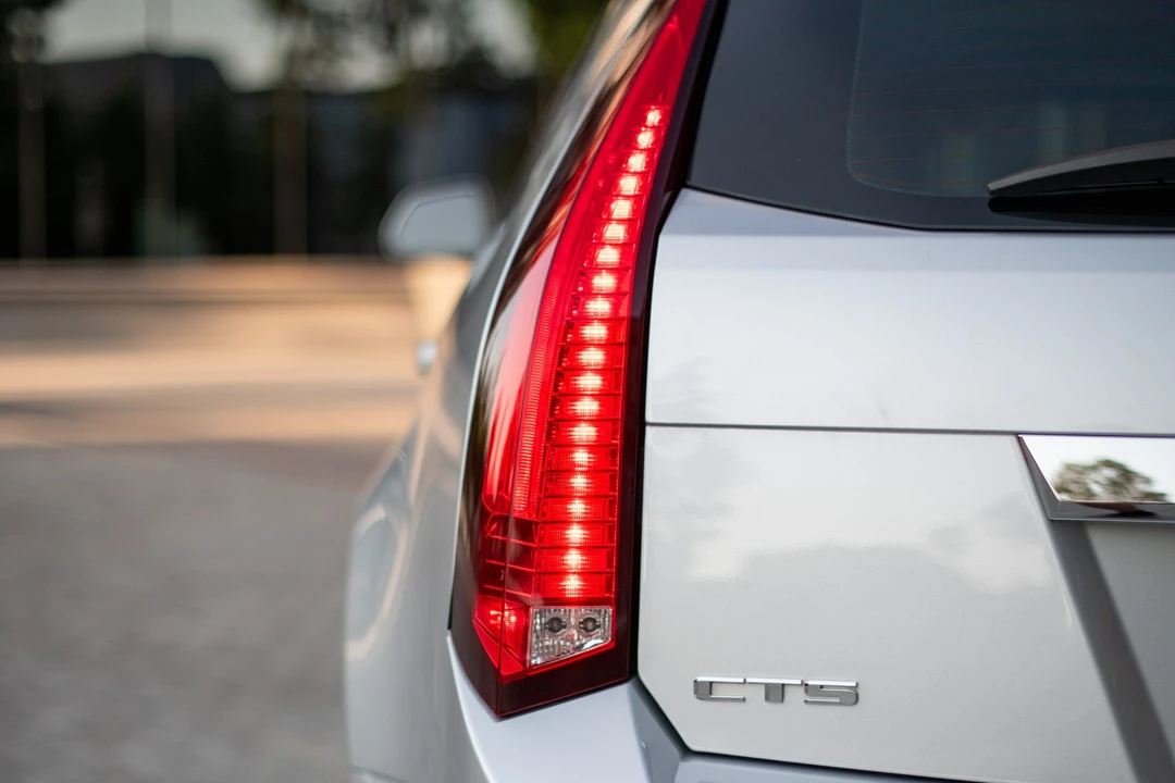 2011 Cadillac CTS-V 2nd Gen - Image 17 of 31