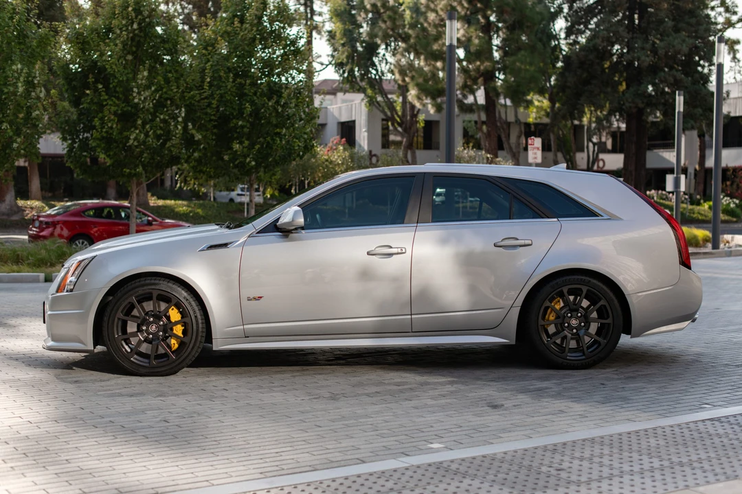 2011 Cadillac CTS-V 2nd Gen - Image 8 of 31
