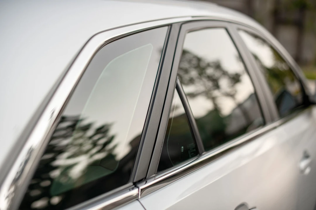 2011 Cadillac CTS-V 2nd Gen - Image 24 of 31