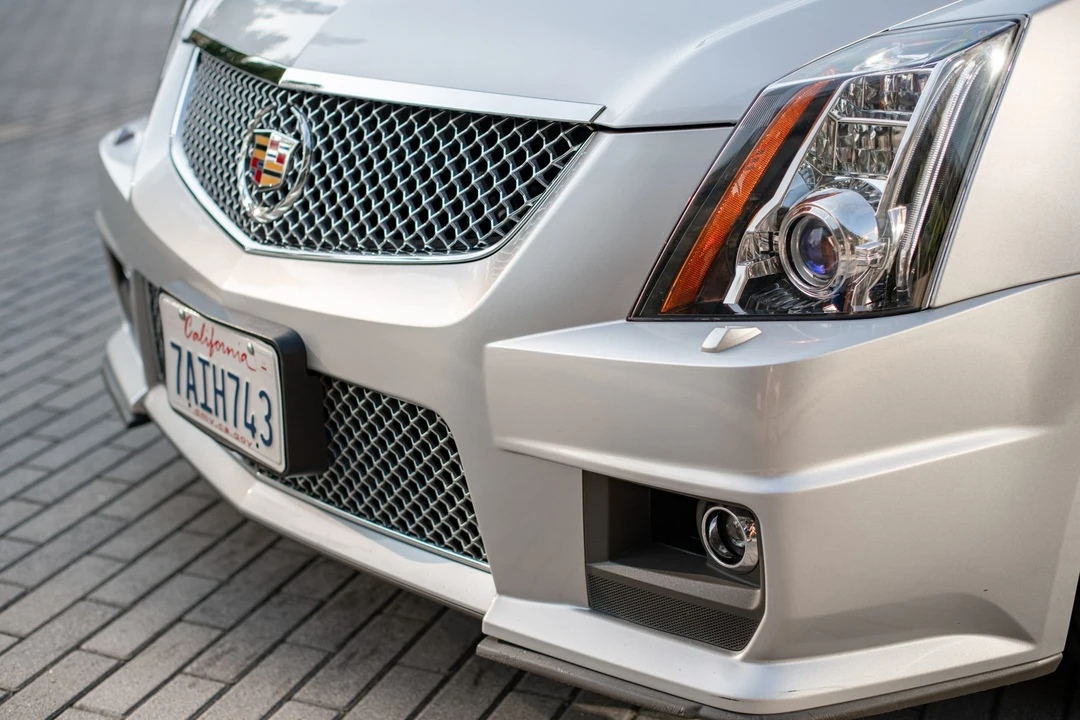 2011 Cadillac CTS-V 2nd Gen - Image 12 of 31