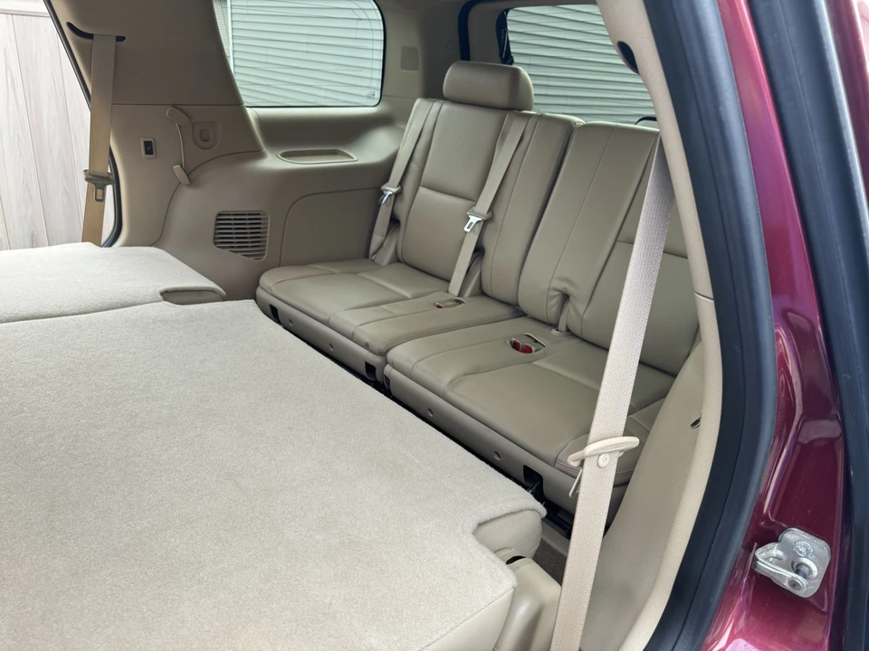2011 Cadillac Escalade & EXT 3rd Gen - Image 30 of 31