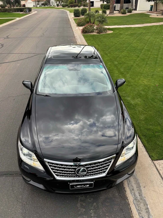 2011 Lexus LS 4th Gen - Image 16 of 31