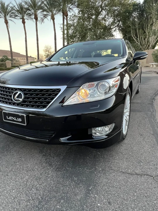2011 Lexus LS 4th Gen - Image 21 of 31