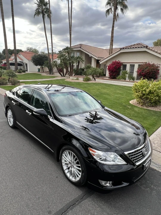 2011 Lexus LS 4th Gen - Image 13 of 31
