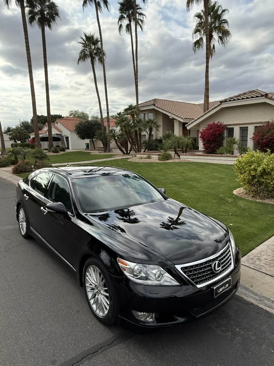 2011 Lexus LS 4th Gen - Image 14 of 31