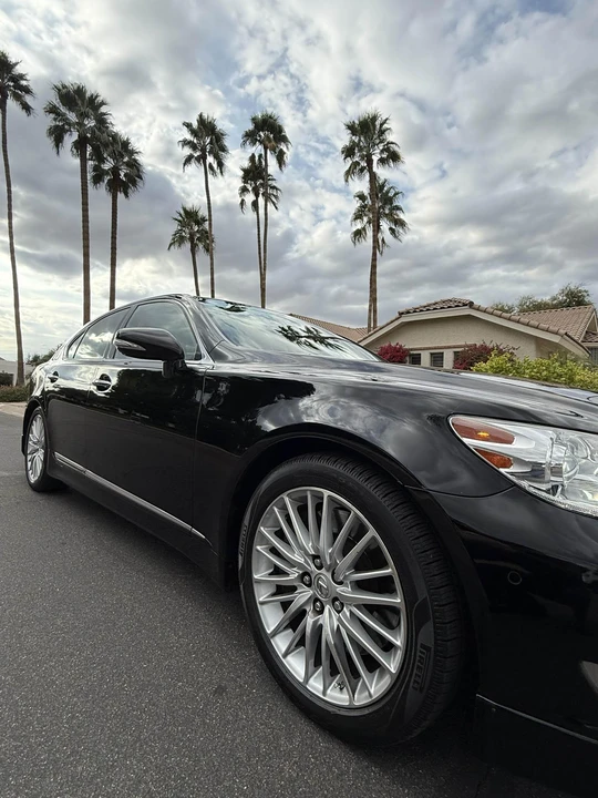 2011 Lexus LS 4th Gen - Image 31 of 31