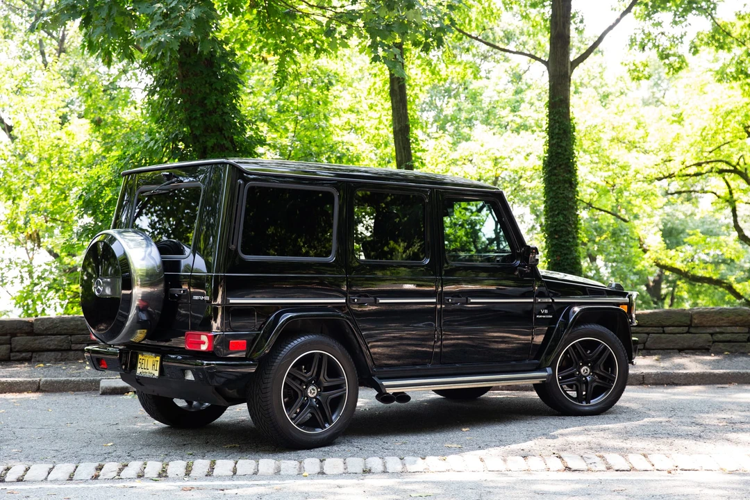 2011 Mercedes-Benz W463 G 36 & G 55 & G 63 & G 65 AMG 1st Gen - Image 15 of 31